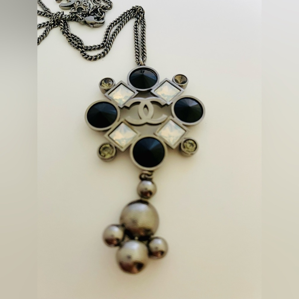 Chanel necklace (long)